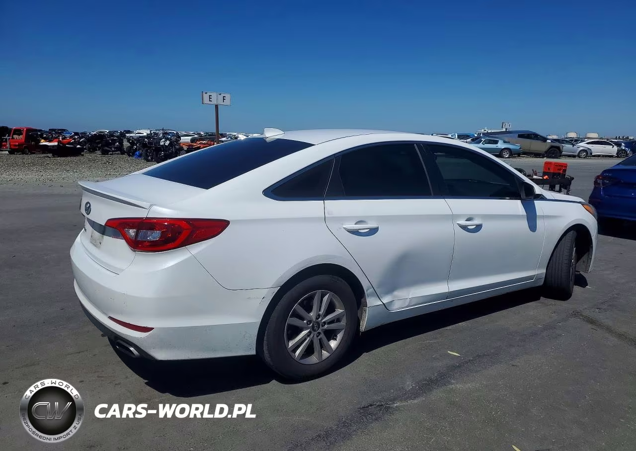 2016 Hyundai Sonata Se VIN:5NPE24AF2GH392972 - 3