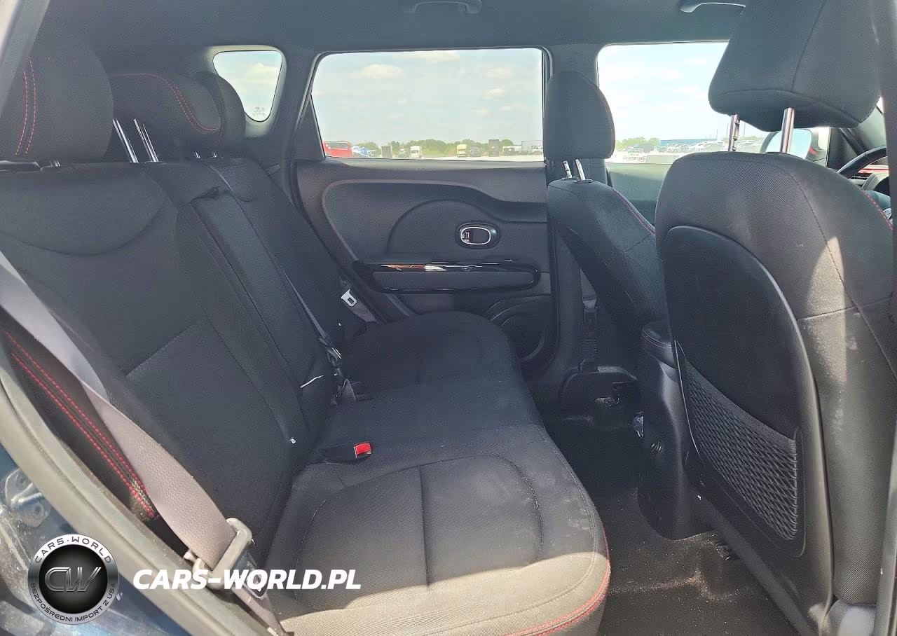 2018 Kia Soul + VIN:KNDJP3A50J7605818 - 10