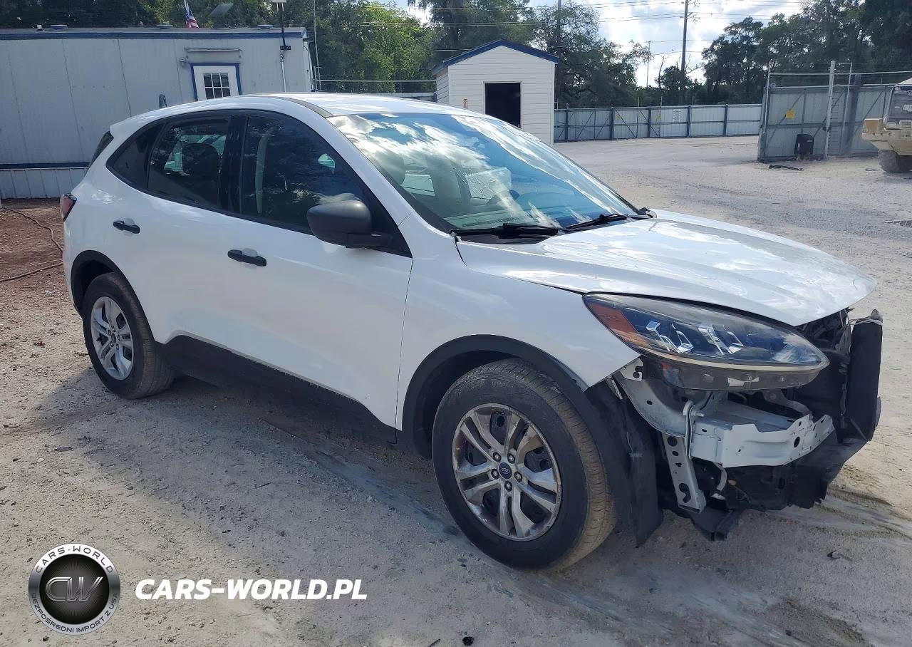 2022 Ford Escape S VIN:1FMCU0F64NUB54994 - 4