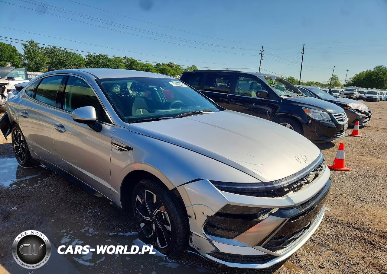 2025 Hyundai Sonata Sel VIN:KMHL64JA0SA456907 - 4