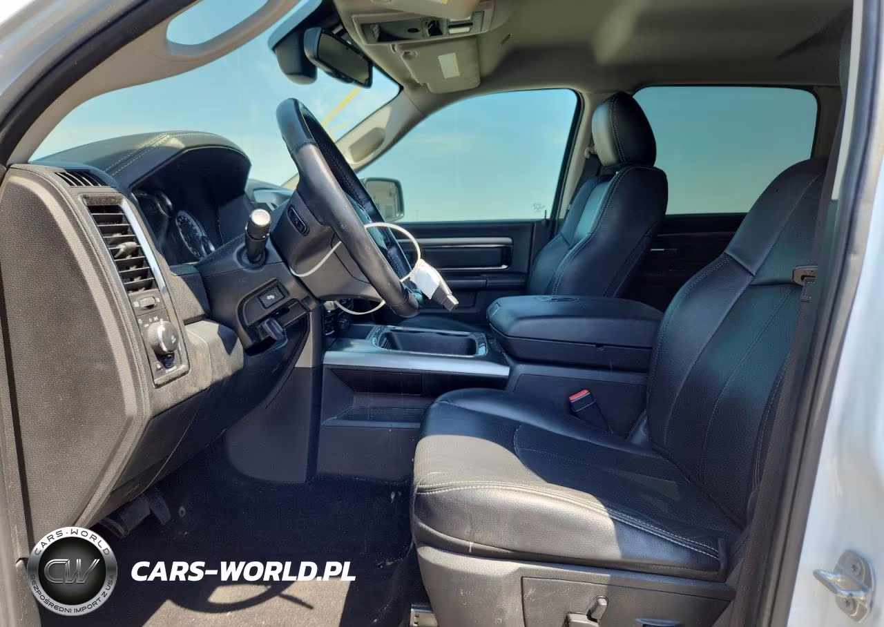 2018 Ram 1500 Sport VIN:1C6RR7MT1JS124446 - 7
