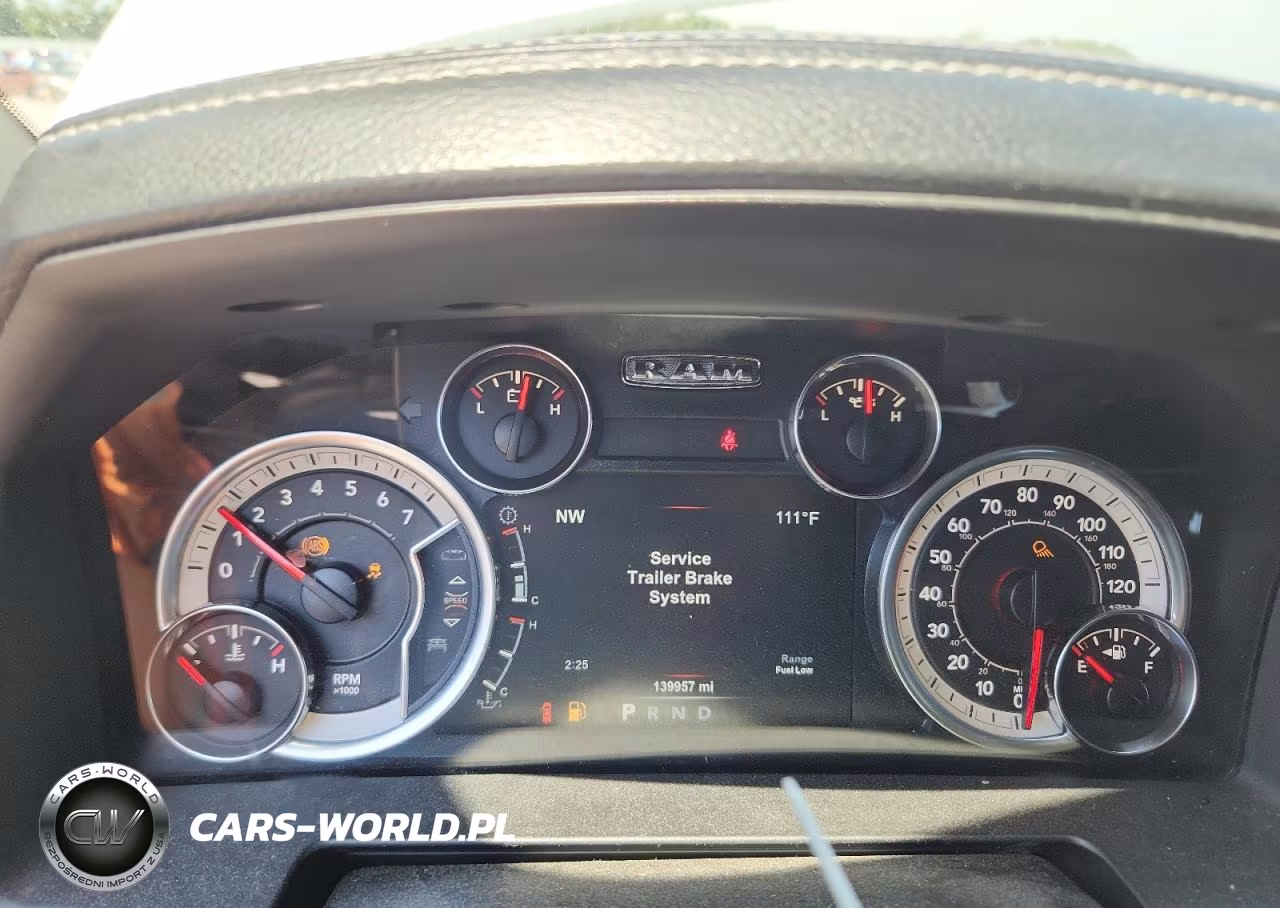 2018 Ram 1500 Sport VIN:1C6RR7MT1JS124446 - 9