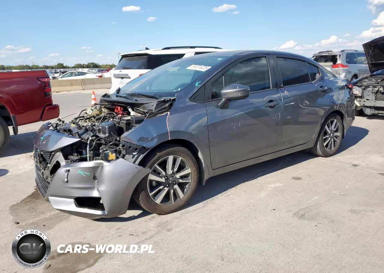 2020 Nissan Versa Sv