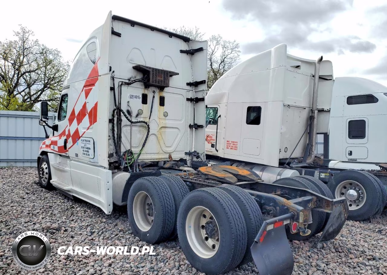 2016 Freightliner Cascadia 125 Semi Truck VIN:3AKJGLD51GSGY1382 - 3