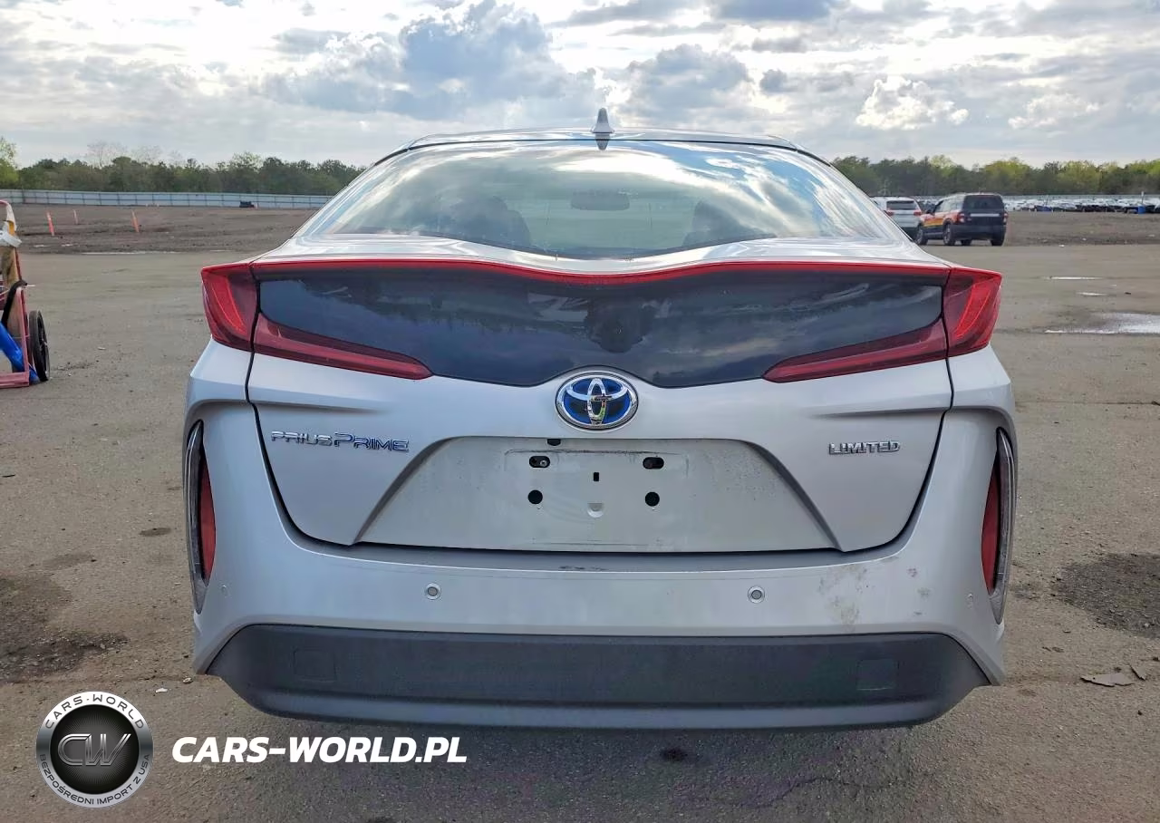 2020 Toyota Prius Prime Limited VIN:JTDKARFP7L3138913 - 6