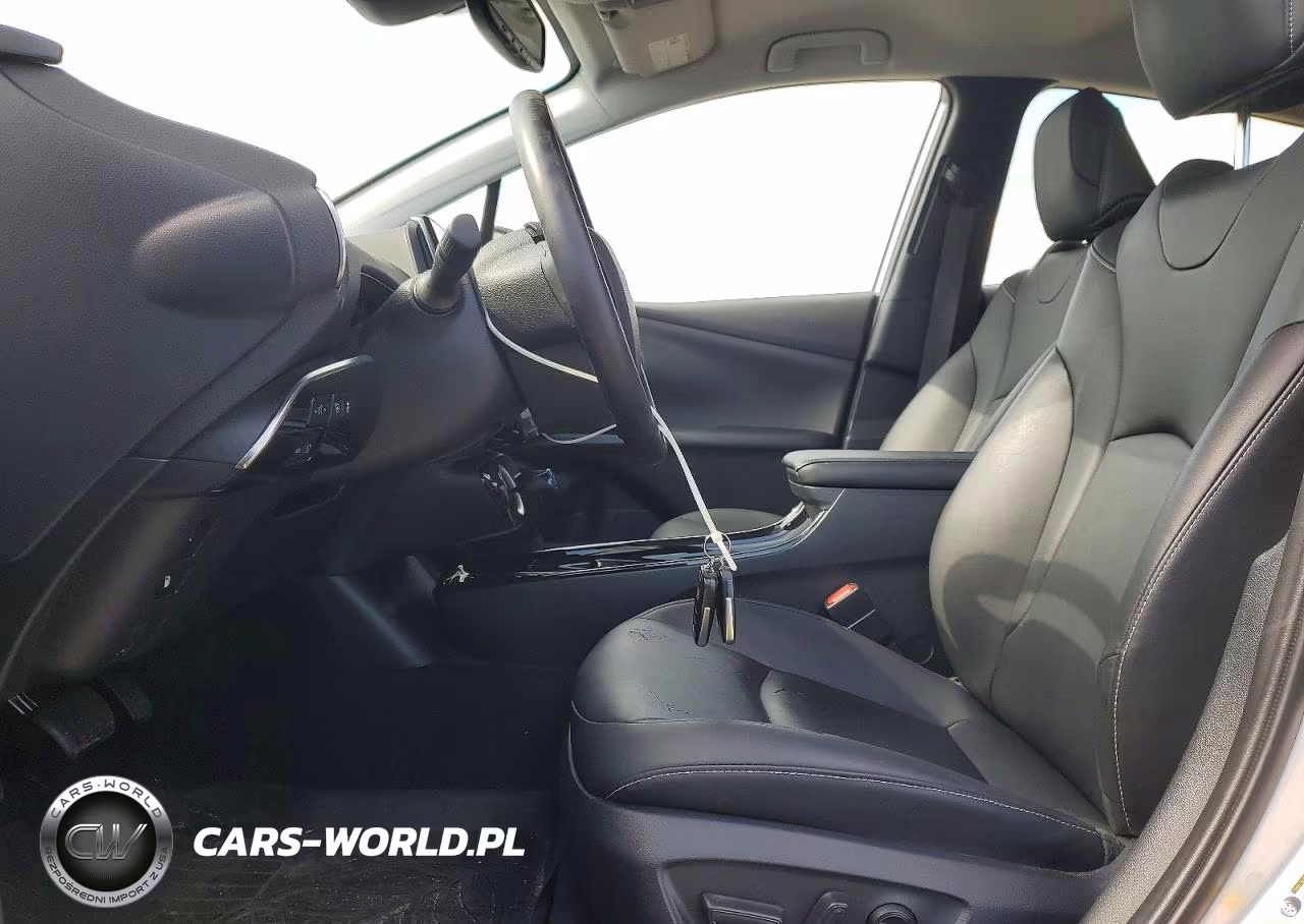 2020 Toyota Prius Prime Limited VIN:JTDKARFP7L3138913 - 7