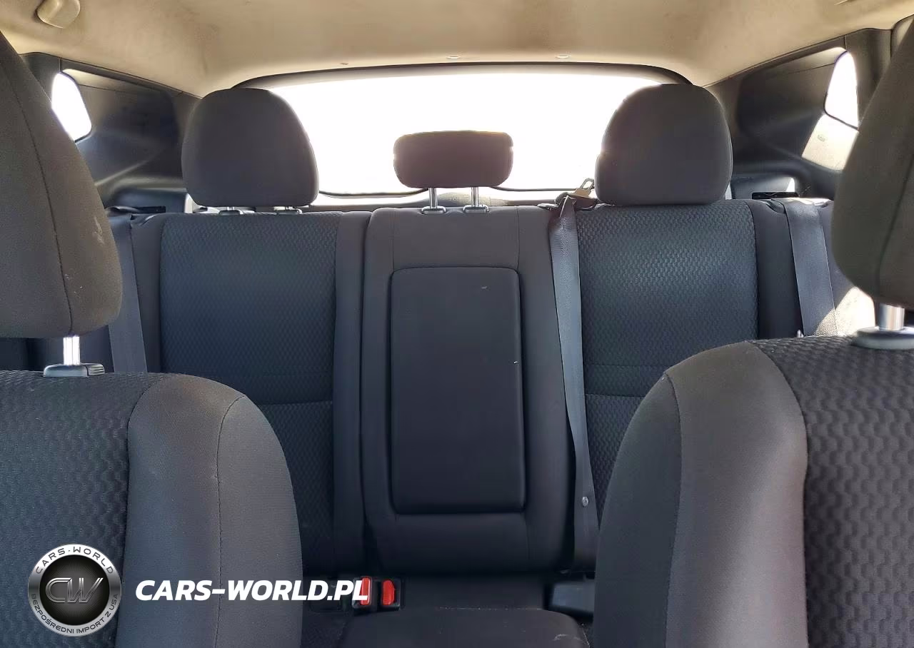 2017 Nissan Rogue Sport S VIN:JN1BJ1CP2HW018693 - 10