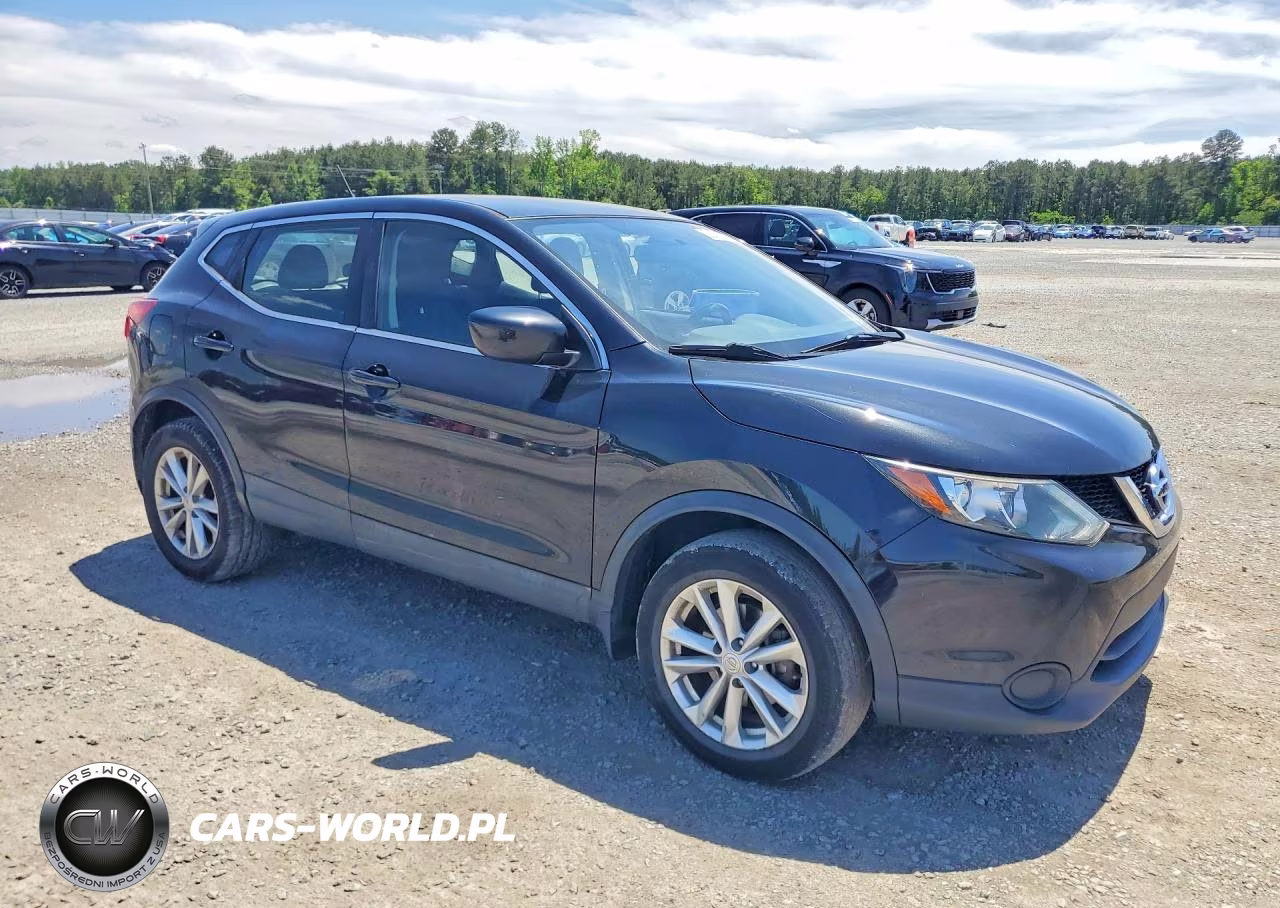 2017 Nissan Rogue Sport S VIN:JN1BJ1CP2HW018693 - 4