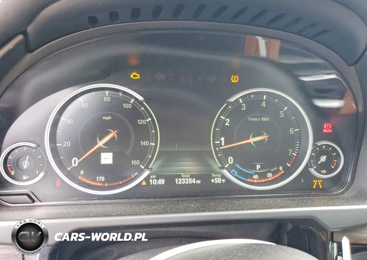 2015 BMW X6 xDrive50I VIN:5UXKU6C57F0F93826 - 9