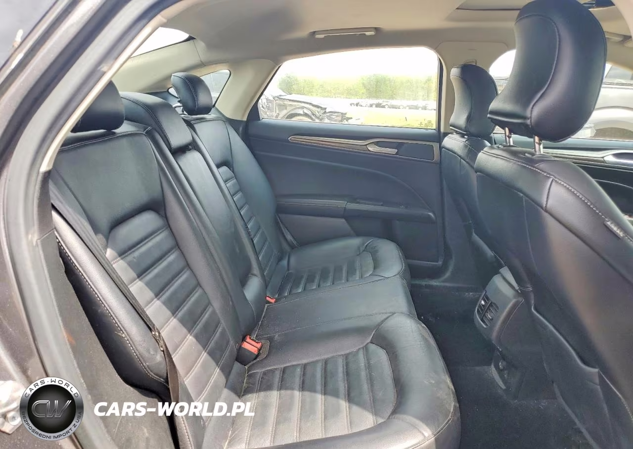 2017 Ford Fusion Se VIN:3FA6P0T94HR372426 - 10