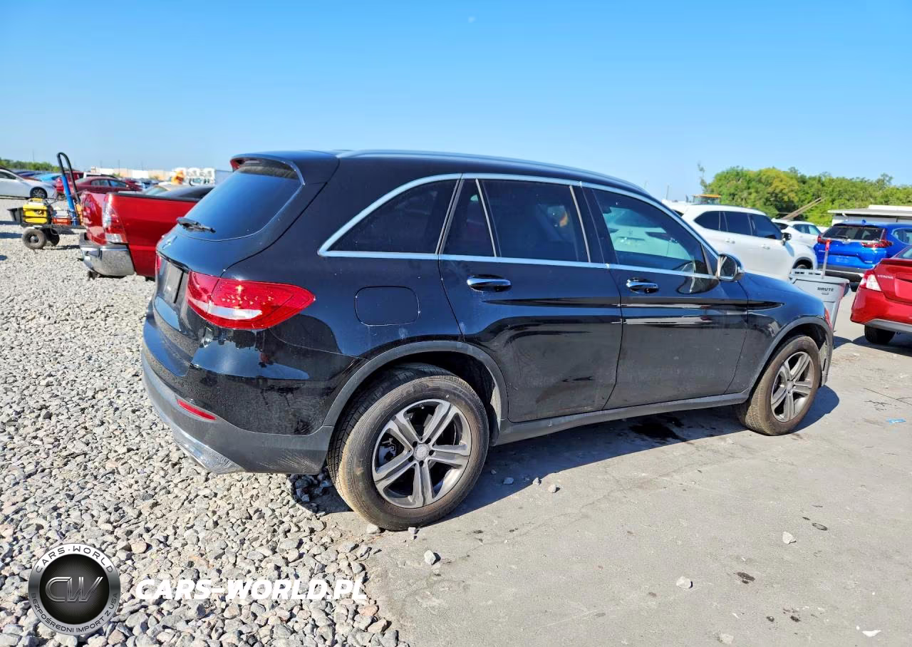 2017 Mercedes-Benz Glc 300 VIN:WDC0G4JB7HF120352 - 3