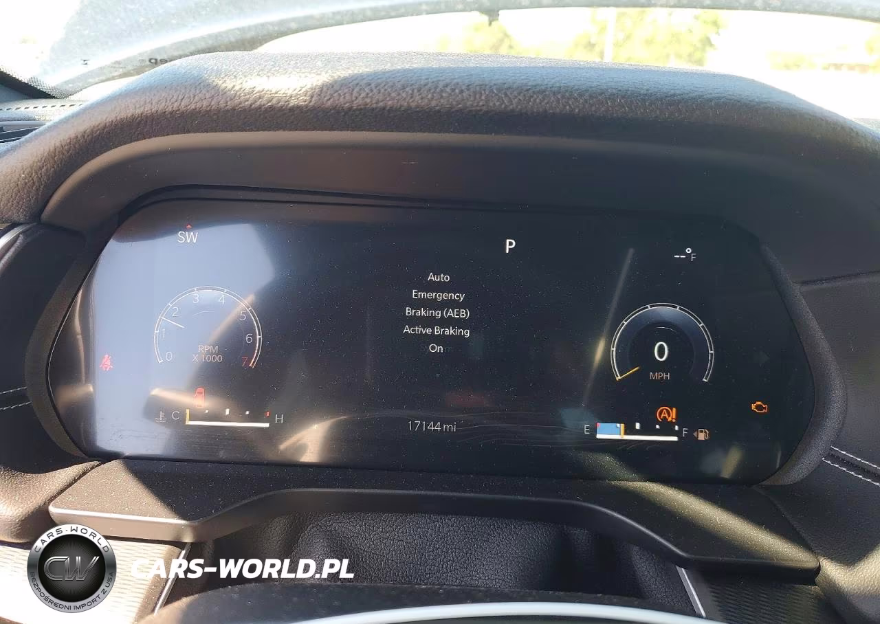 2023 Jeep Grand Cherokee Laredo VIN:1C4RJHAGXPC560213 - 9
