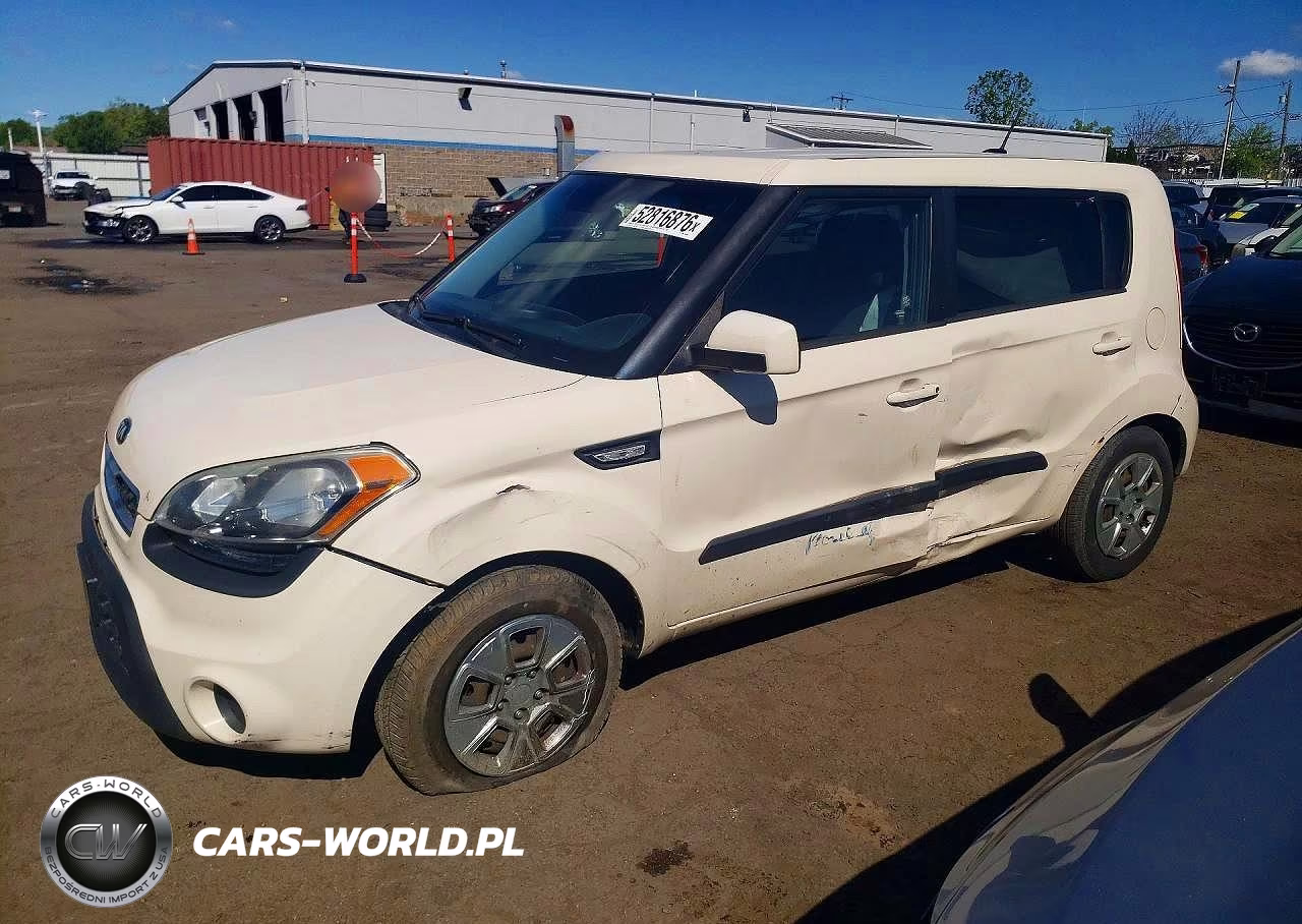 2013 Kia Soul Base