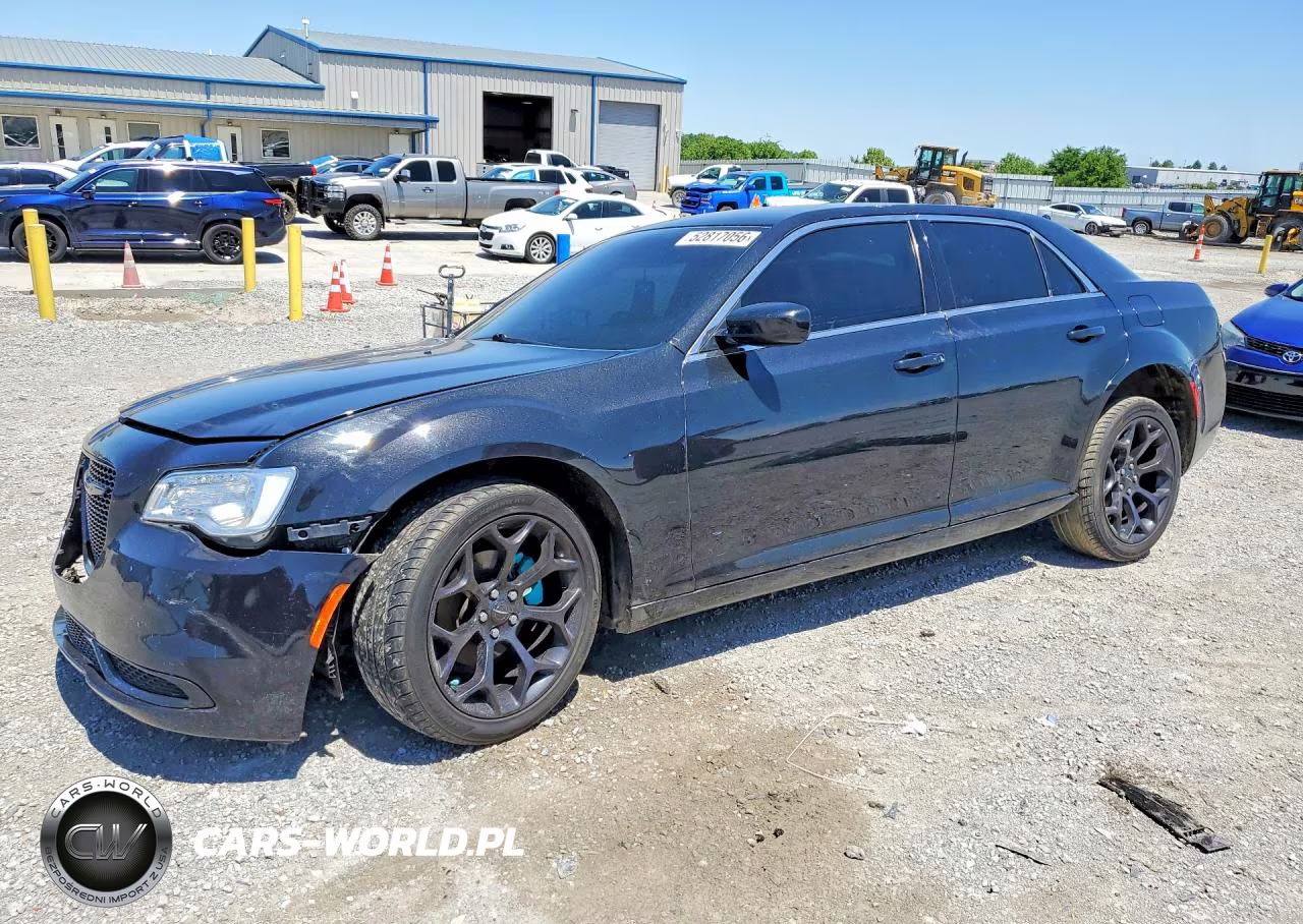 2015 Chrysler 300 Limited
