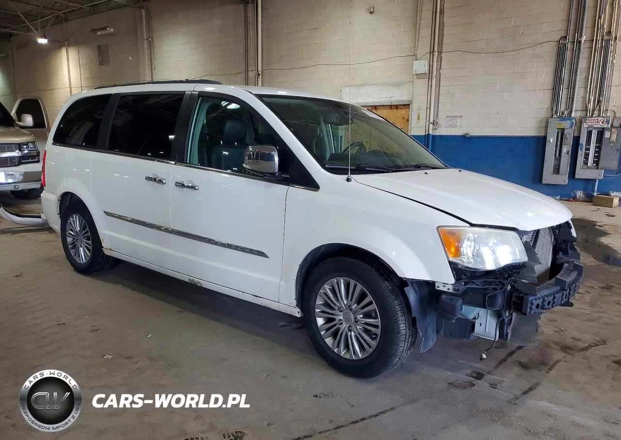 2013 Chrysler Town & Country Touring L VIN:2C4RC1CG3DR712172 - 4