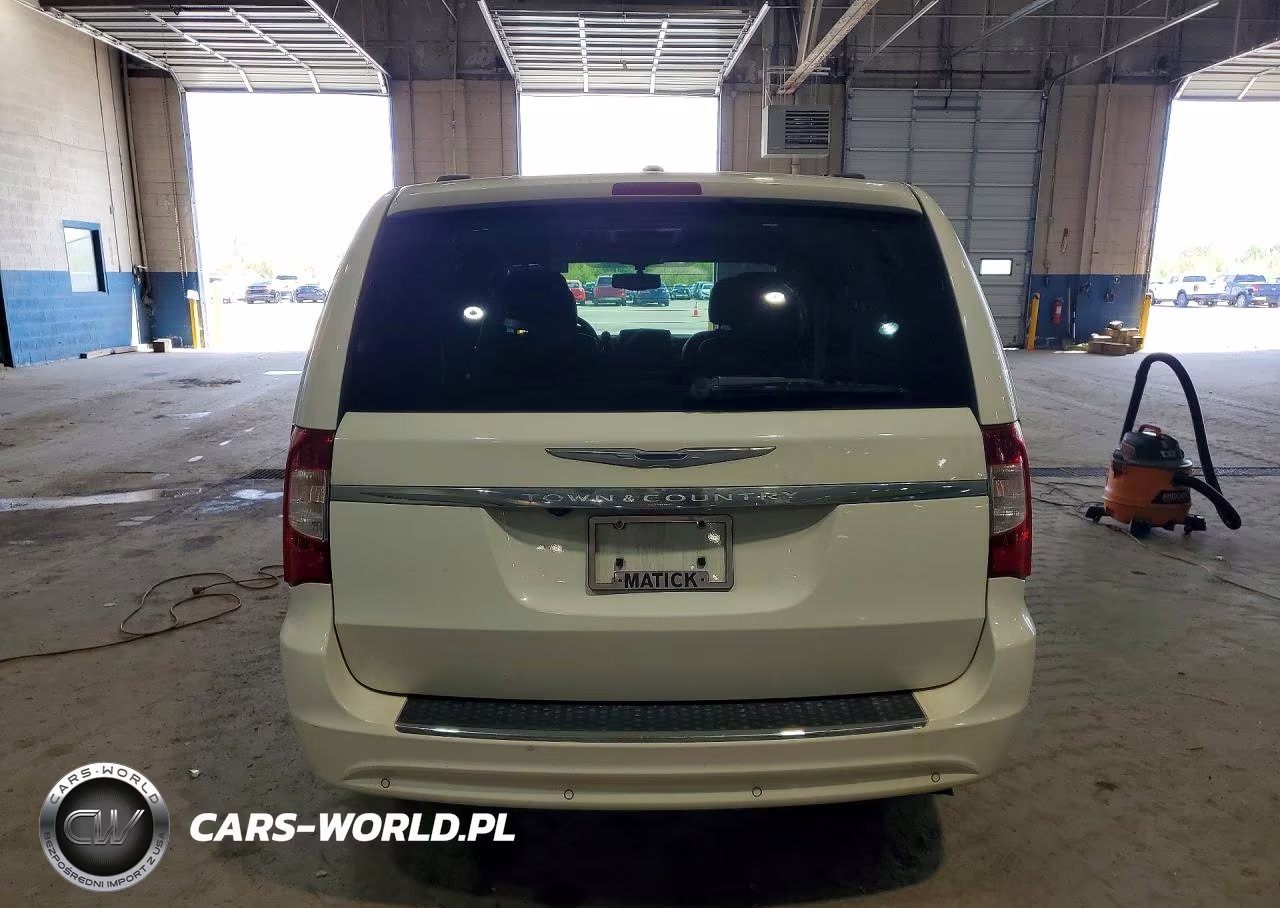 2013 Chrysler Town & Country Touring L VIN:2C4RC1CG3DR712172 - 6