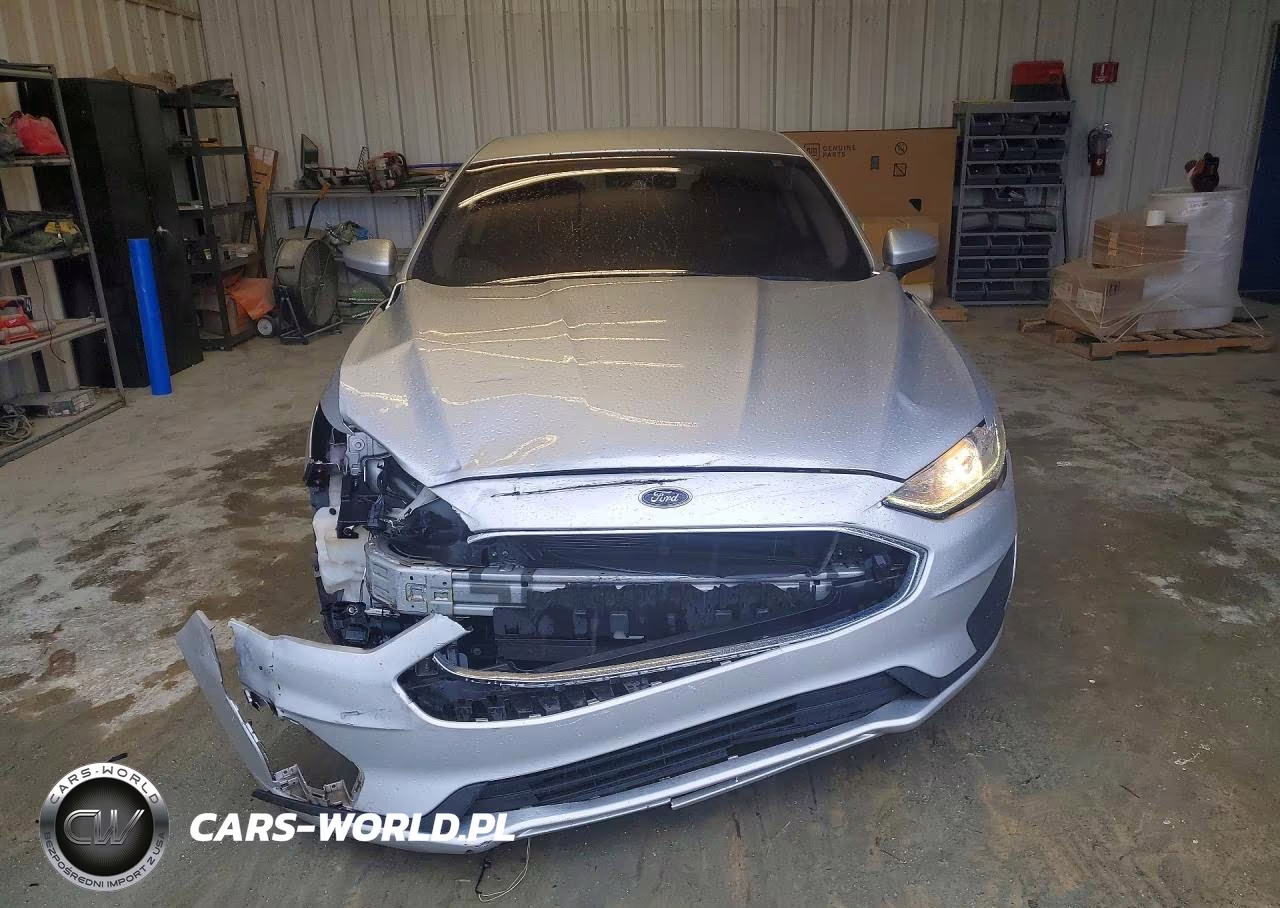 2019 Ford Fusion Se VIN:3FA6P0LU8KR120951 - 5