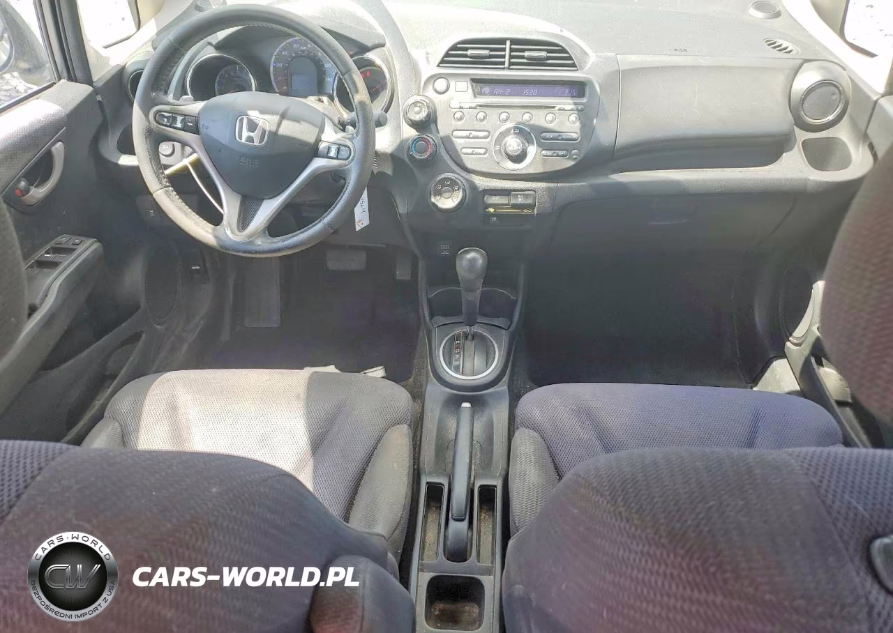 2012 Honda Fit Sport VIN:JHMGE8H59CC024524 - 8