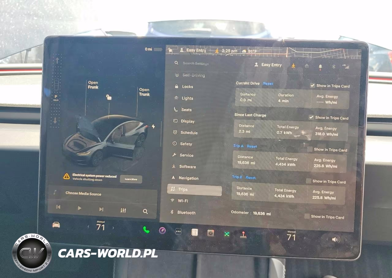 2024 Tesla Model 3 VIN:5YJ3E1EA1RF758160 - 9