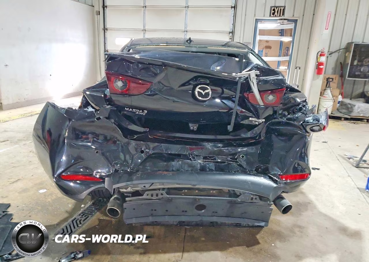 2024 Mazda 3 Premium Plus VIN:3MZBPBEY1RM427483 - 6