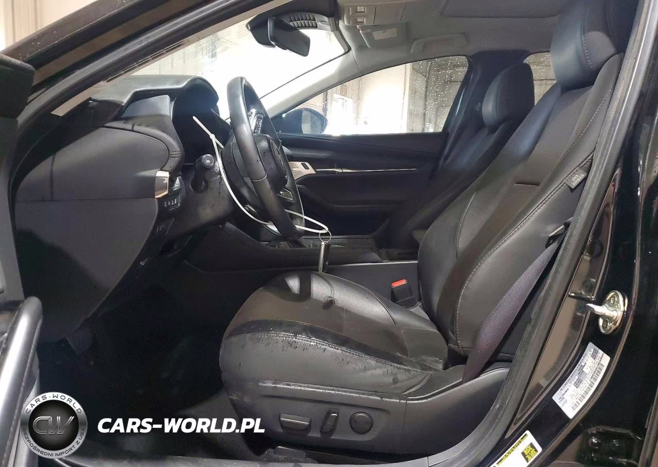 2024 Mazda 3 Premium Plus VIN:3MZBPBEY1RM427483 - 7