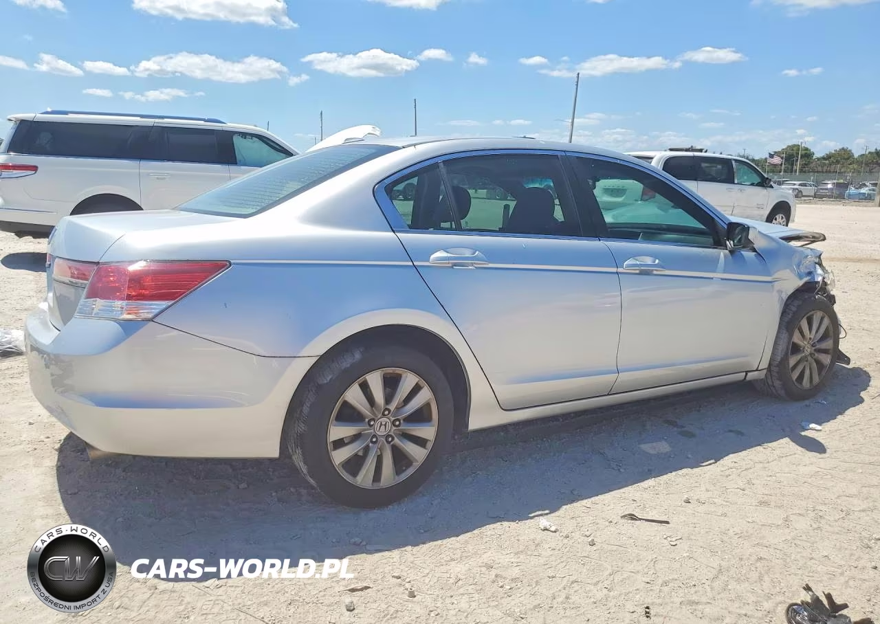 2012 Honda Accord Exl VIN:1HGCP2F82CA089426 - 3
