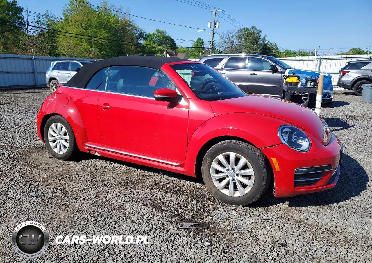 2017 Volkswagen Beetle S VIN:3VW517AT2HM823555 - 4