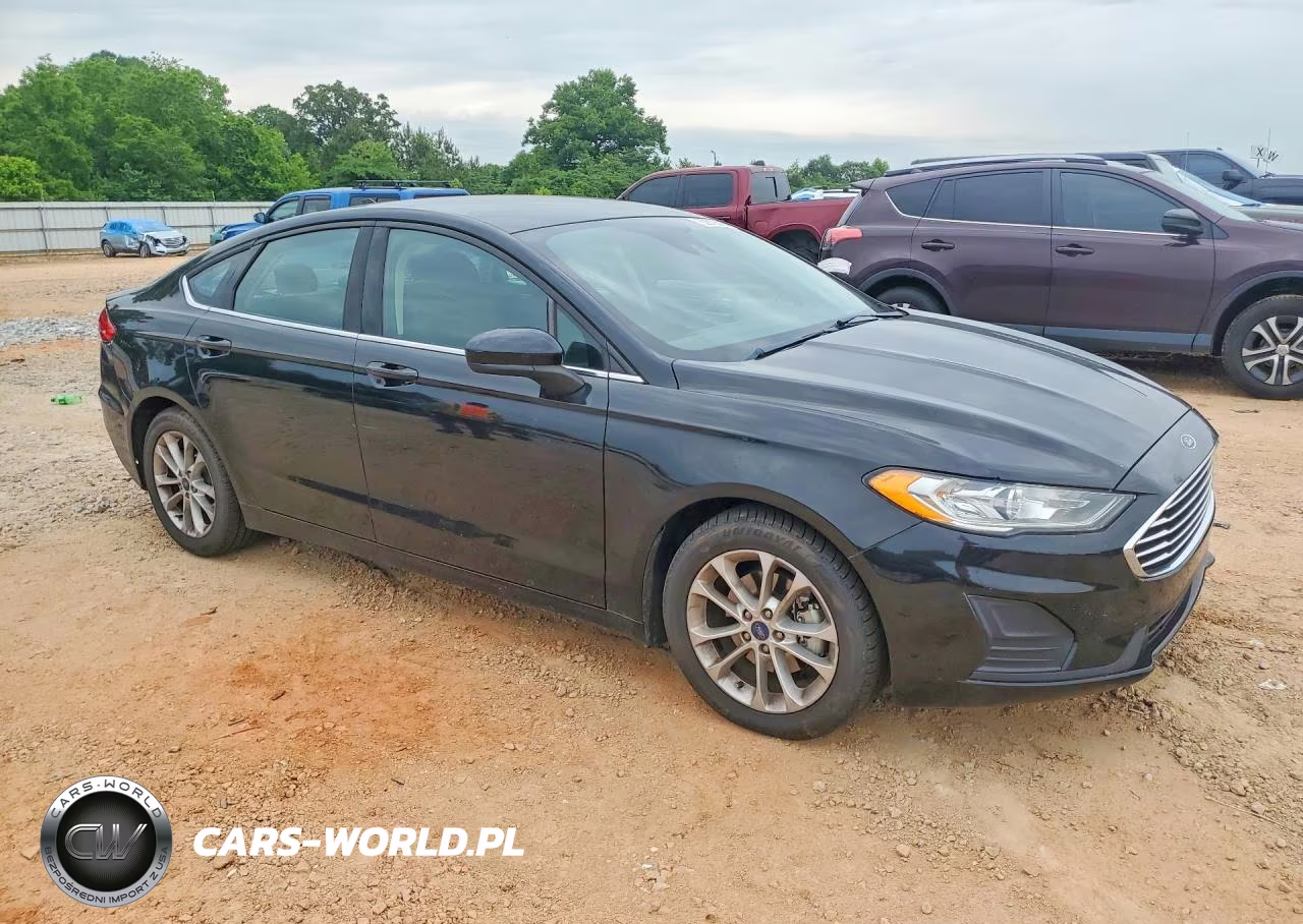 2019 Ford Fusion Se VIN:3FA6P0HD5KR246502 - 4