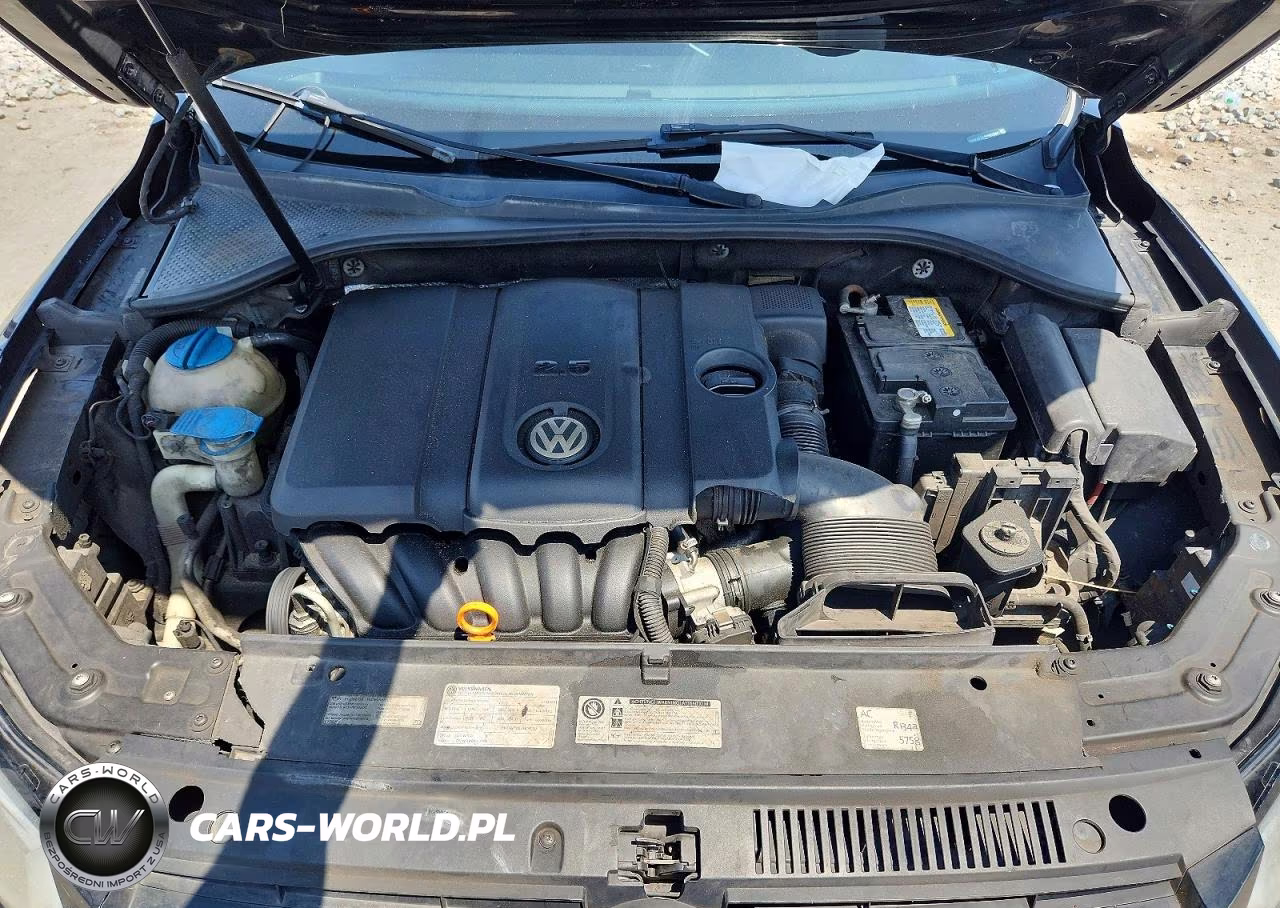 2013 Volkswagen Passat S VIN:1VWAP7A31DC138519 - 11