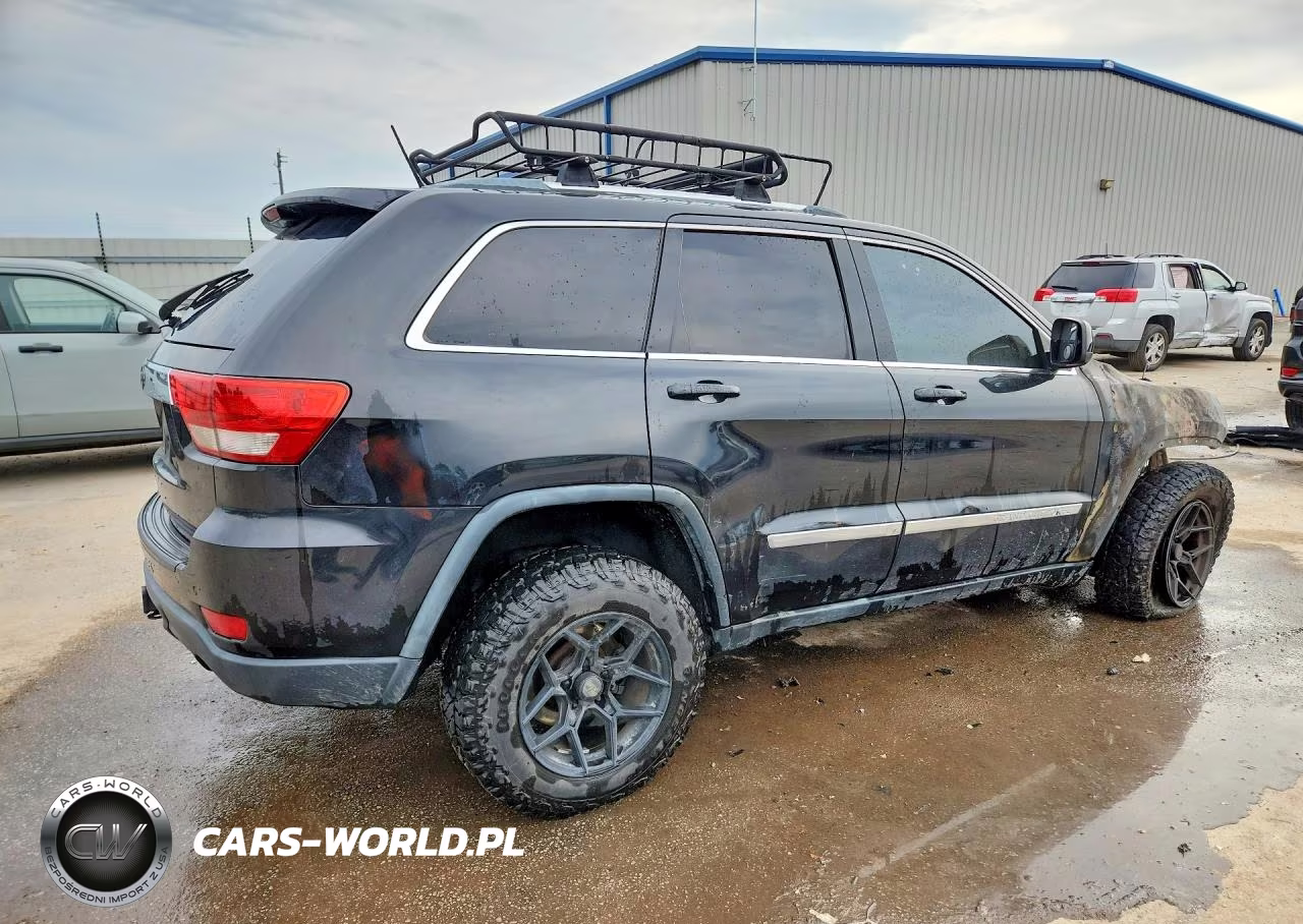 2012 Jeep Grand Cherokee Laredo VIN:1C4RJFAG5CC287227 - 3