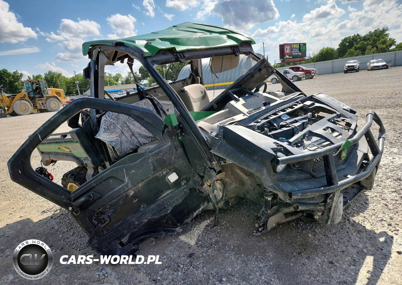 2022 John Deere 835R Utility Vehicle – zdjęcie 1 z 10
