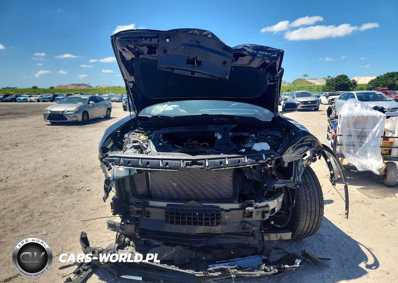 2024 Cadillac Lyriq Tech VIN:1GYKPMRK3RZ110205 - 5