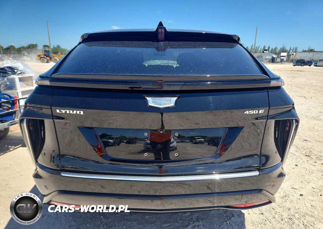 2024 Cadillac Lyriq Tech VIN:1GYKPMRK3RZ110205 - 6