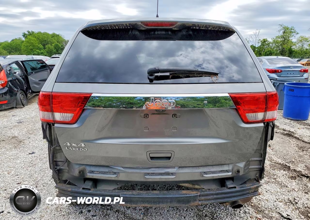 2011 Jeep Grand Cherokee Laredo VIN:1J4RR4GG8BC721962 - 6