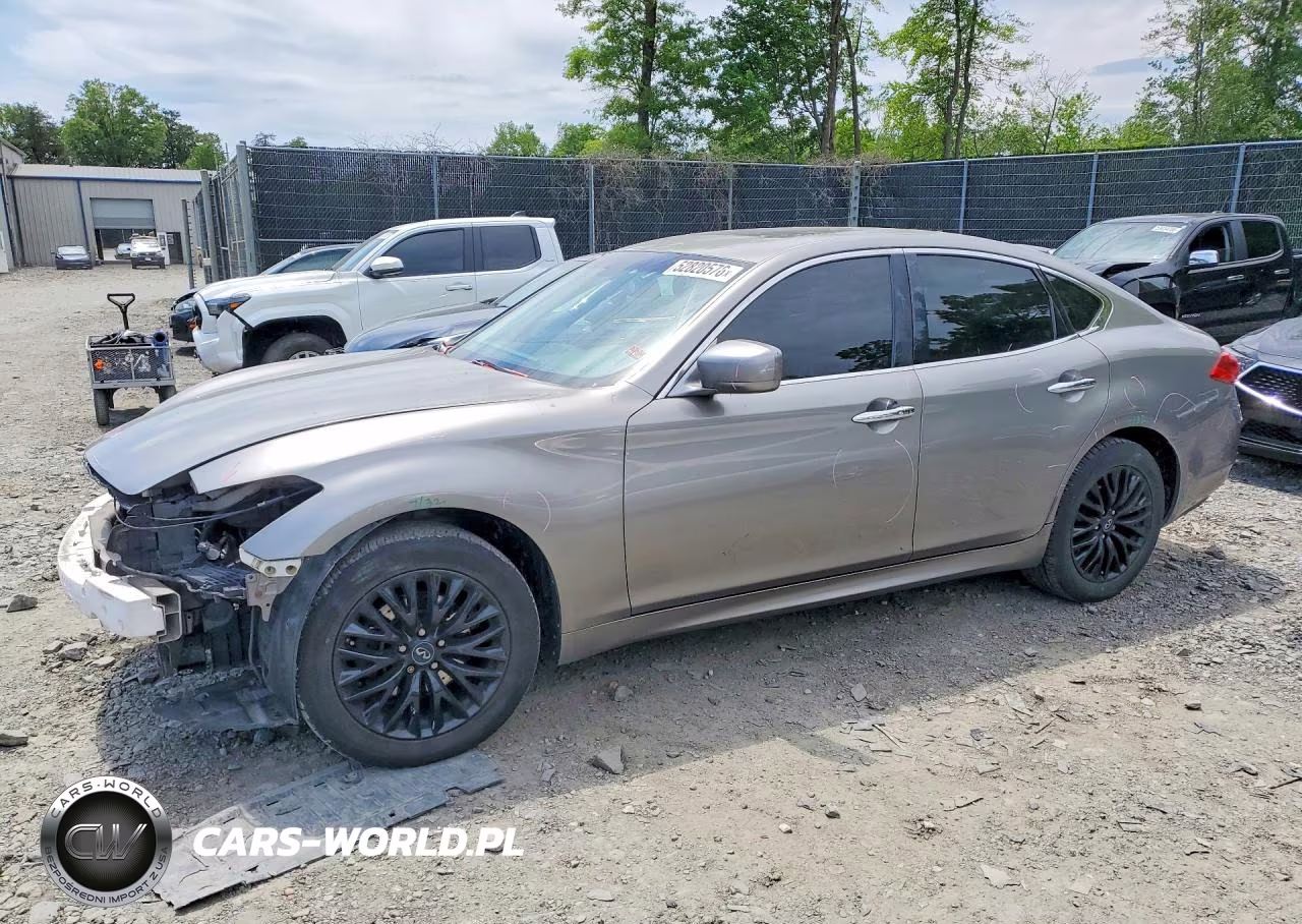 2011 Infiniti M37 X