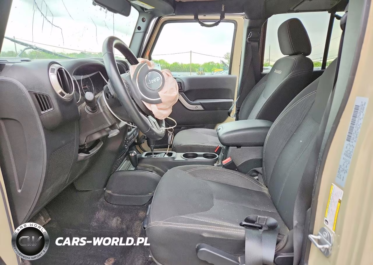 2017 Jeep Wrangler Unlimited Sahara VIN:1C4HJWEG1HL752079 - 7