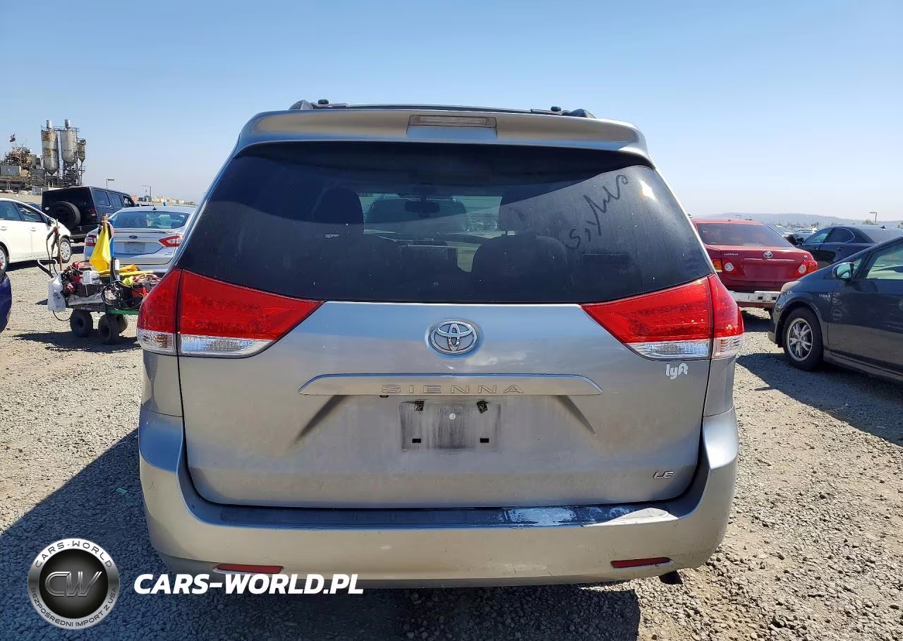 2012 Toyota Sienna Le VIN:5TDKK3DC2CS202851 - 6