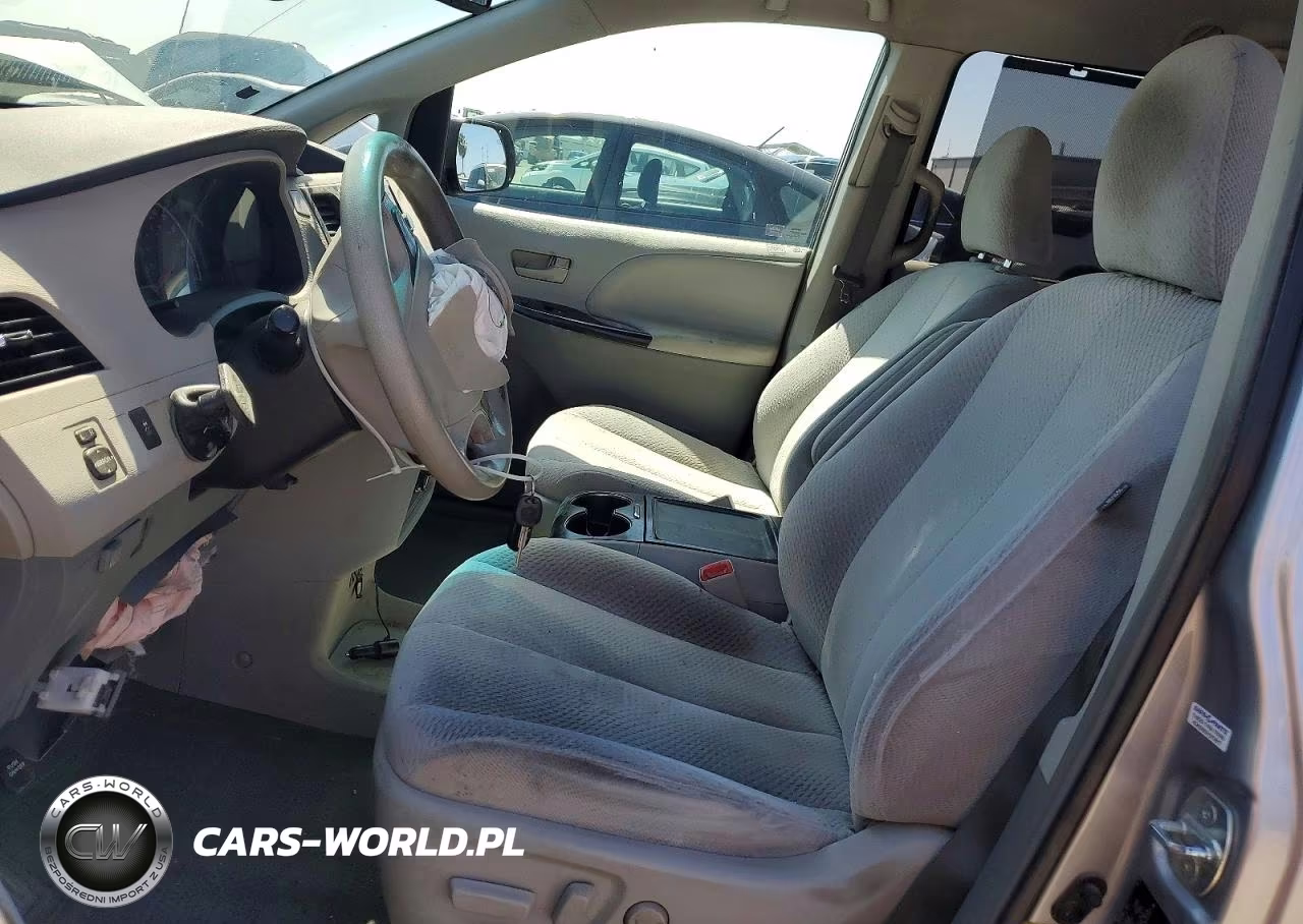 2012 Toyota Sienna Le VIN:5TDKK3DC2CS202851 - 7
