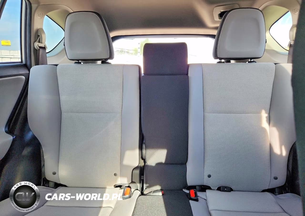 2018 Toyota Rav4 Xle VIN:JTMRFREV0JJ231958 - 10