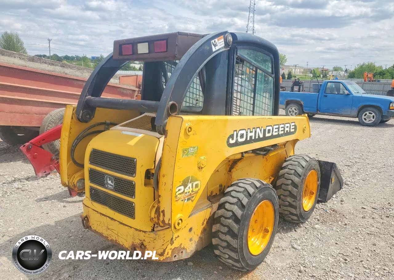 2002 John Deere 240 Skid Steer Loader VIN:KV0240A243405 - 4