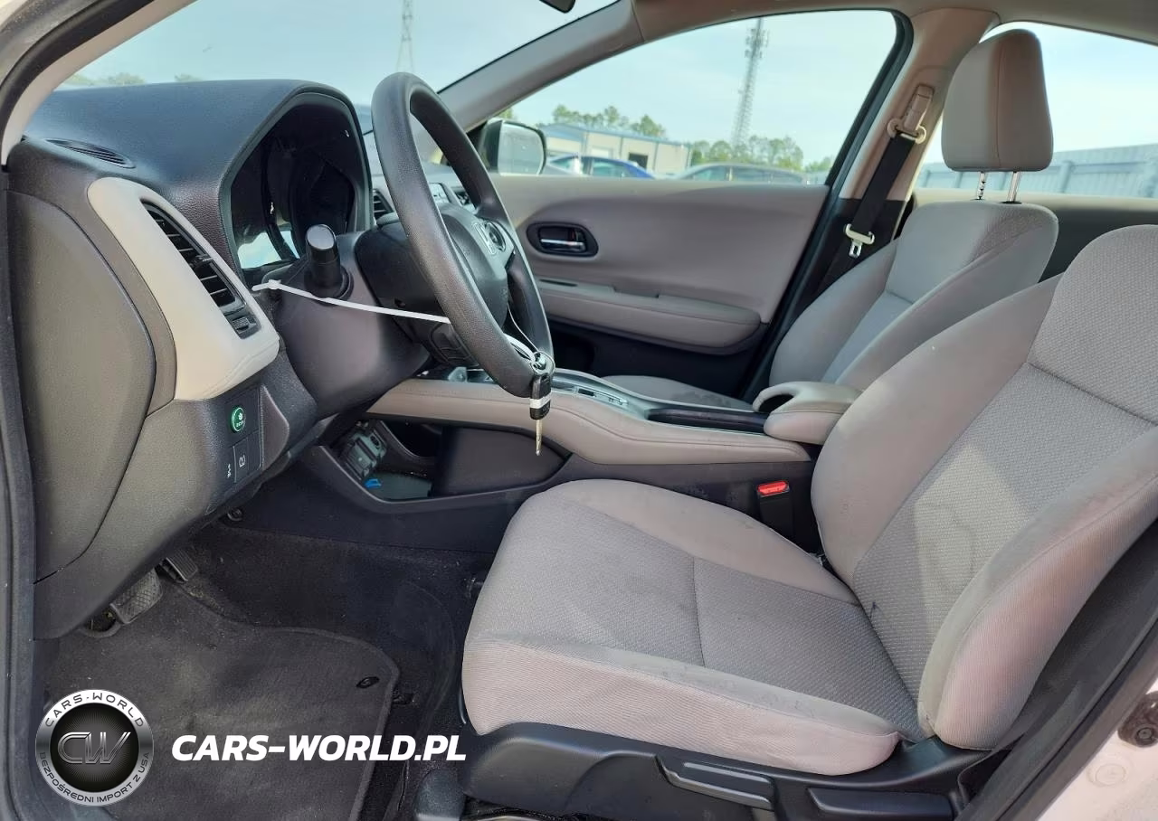 2018 Honda Hr-V Lx VIN:3CZRU5H37JM709170 - 7