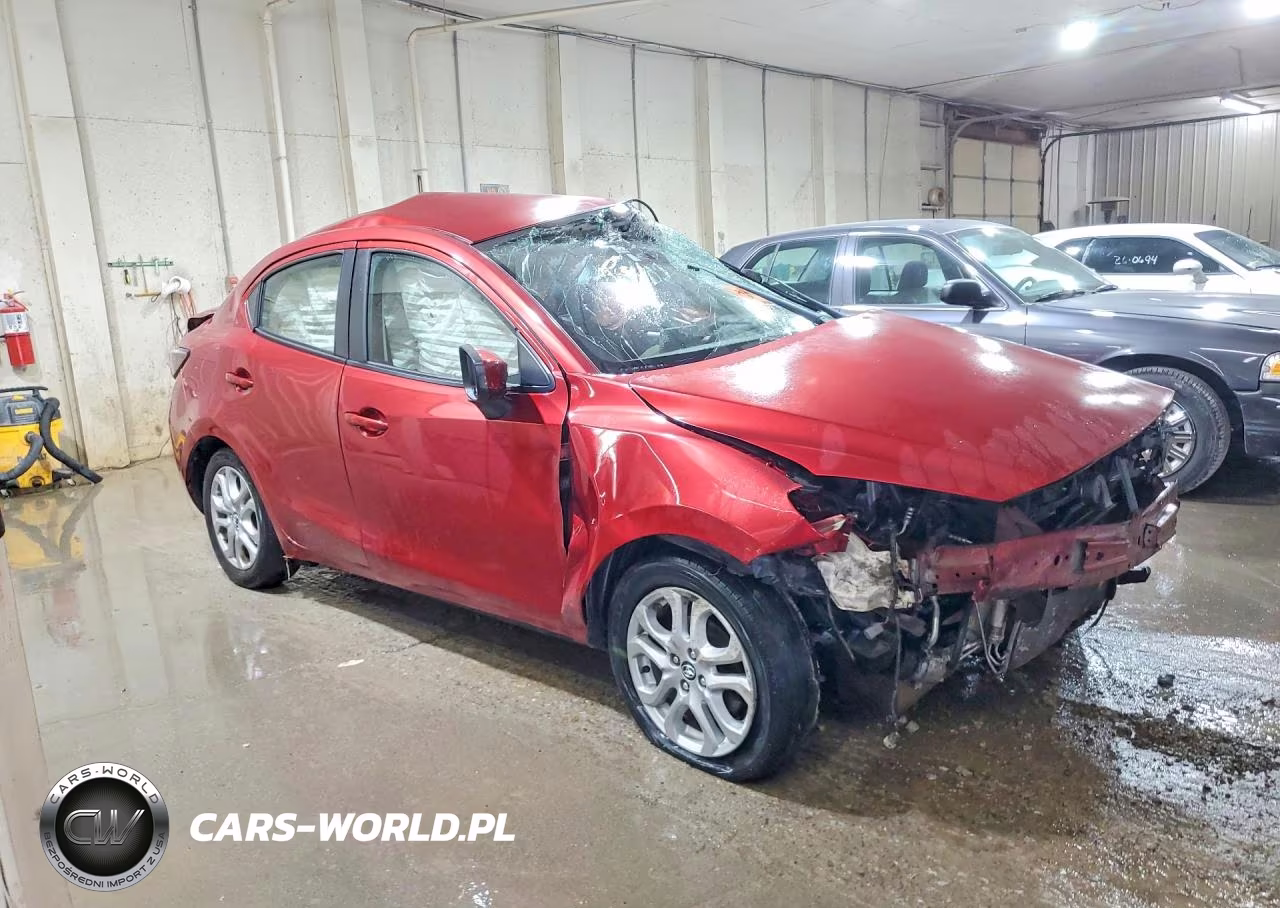 2018 Toyota Yaris Ia Base VIN:3MYDLBYV2JY317419 - 4