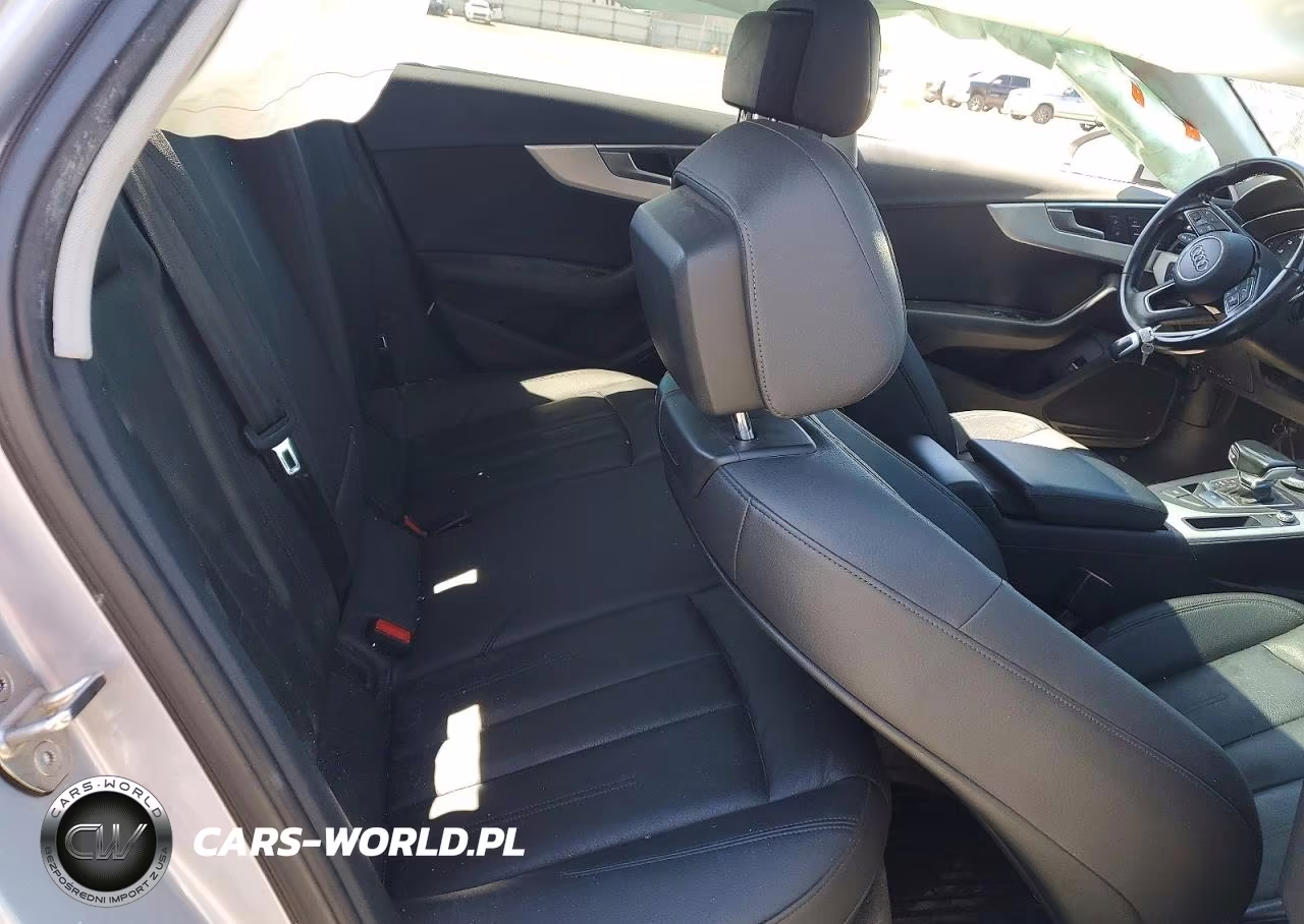 2017 Audi A4 Premium VIN:WAUANAF44HN032127 - 10