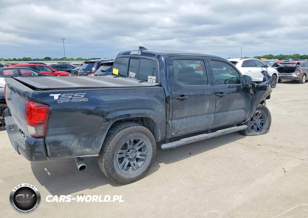2018 Toyota Tacoma Sr VIN:5TFAX5GN0JX132215 - 3