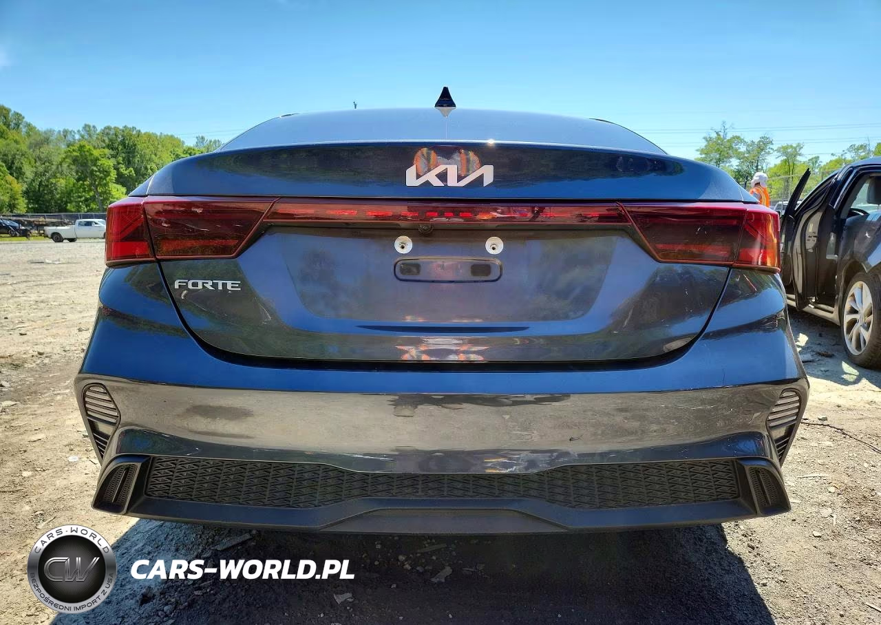 2022 Kia Forte Lxs VIN:3KPF24AD4NE482046 - 6