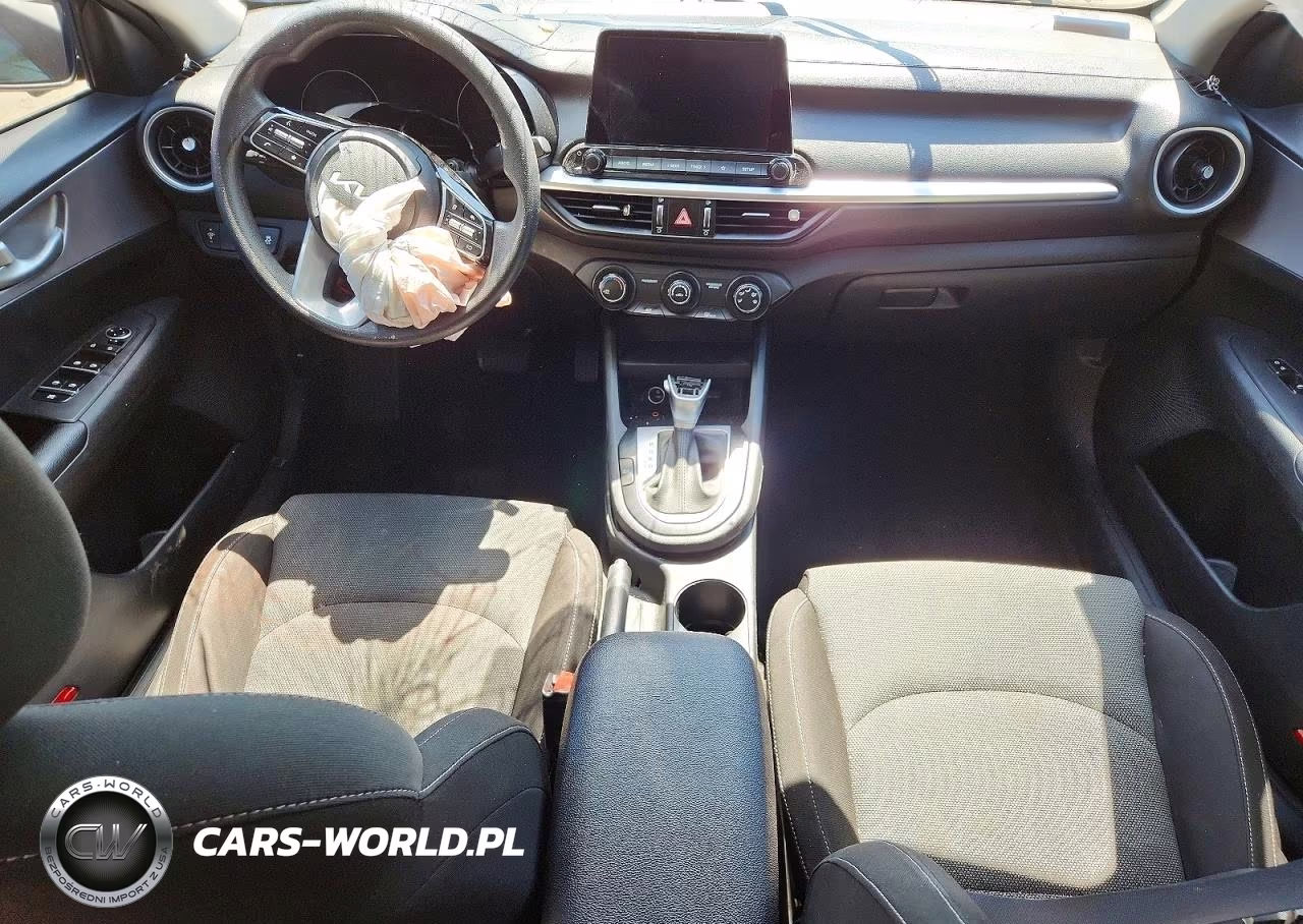 2022 Kia Forte Lxs VIN:3KPF24AD4NE482046 - 8