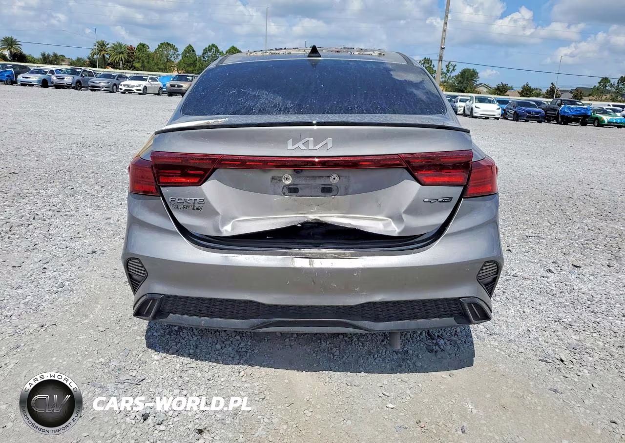 2024 Kia Forte Gt Line VIN:3KPF54AD5RE702355 - 6