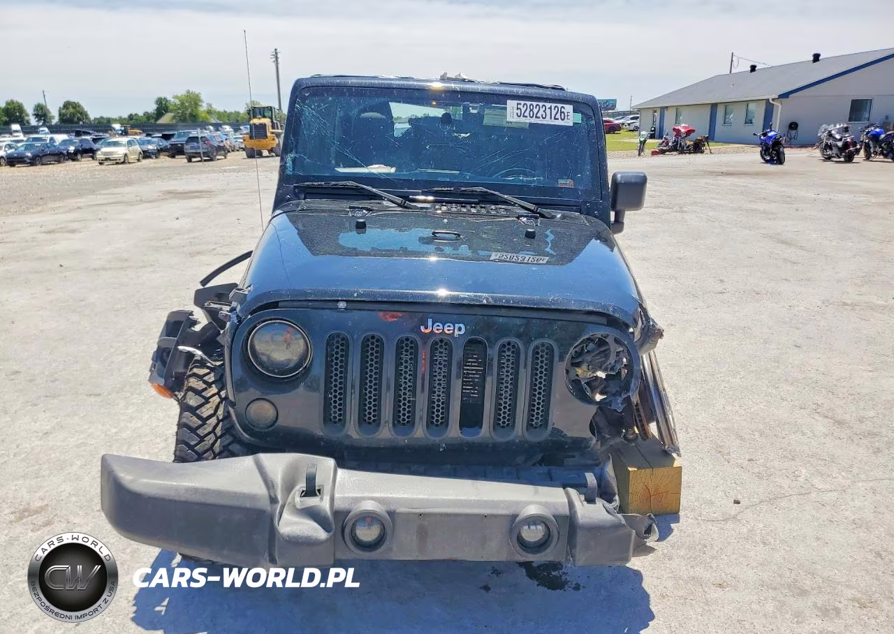 2012 Jeep Wrangler Unlimited Sport VIN:1C4HJWDG8CL181703 - 5