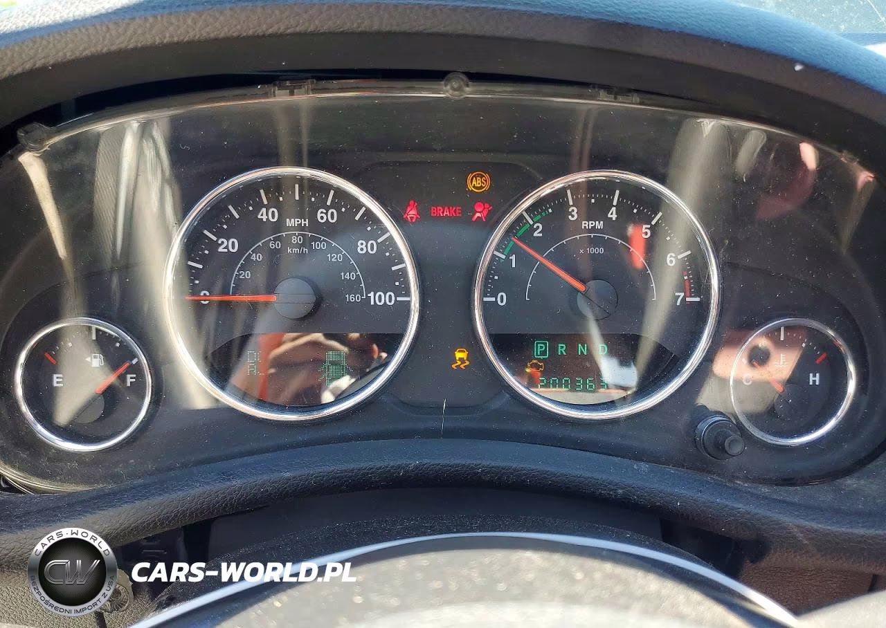 2012 Jeep Wrangler Unlimited Sport VIN:1C4HJWDG8CL181703 - 9