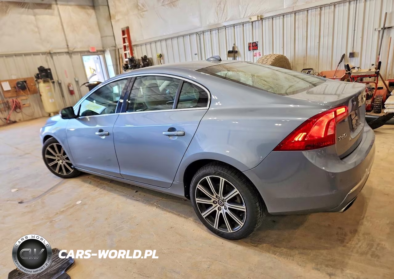 2018 Volvo S60 Inscription VIN:LYV402TK7JB173030 - 2